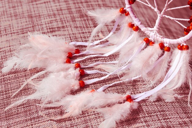 Crea Atrapasueños Mágicos: Guía Paso a Paso con Plumas y Cuentas